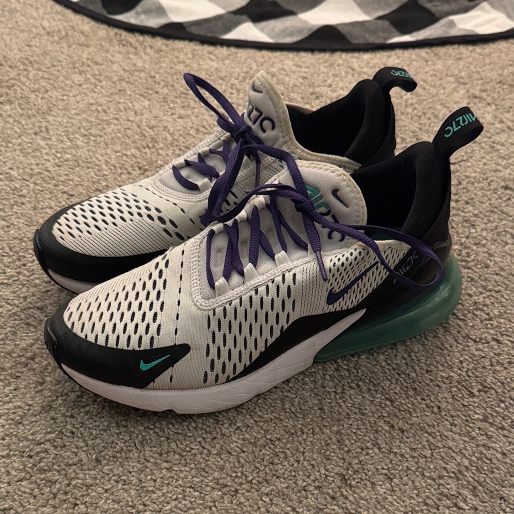 Nike Air Max 270 “Grape” Sneakers